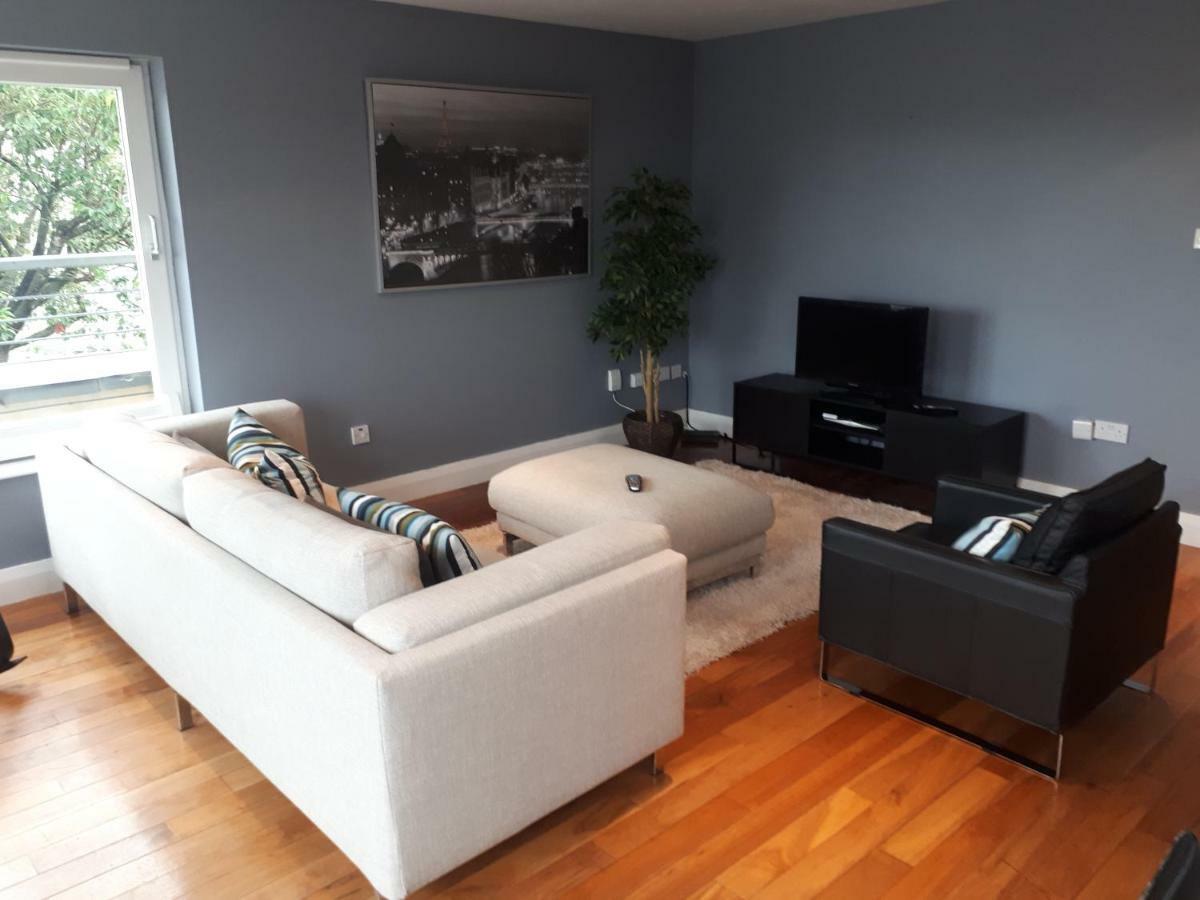 Luxurious Penthouse Apartment 1 , City Centre キルケニー エクステリア 写真